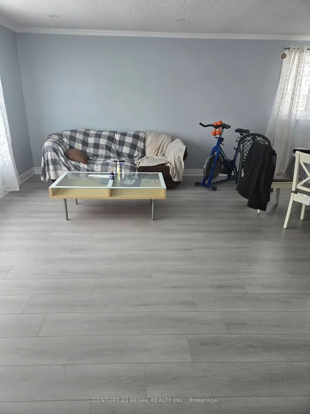 Additional image 5 of 62 HOWELL Sq