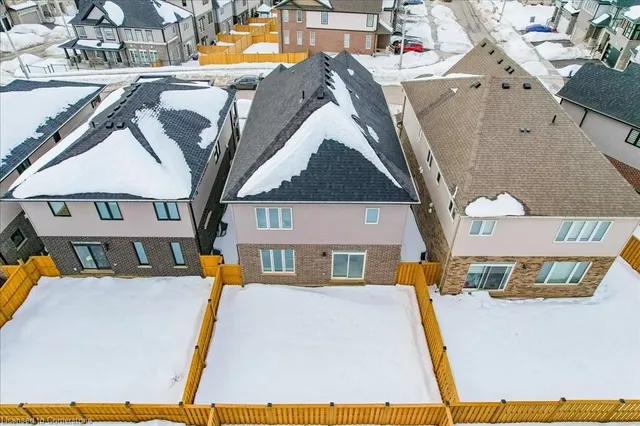 Additional image 39 of 564 Nathalie Cres