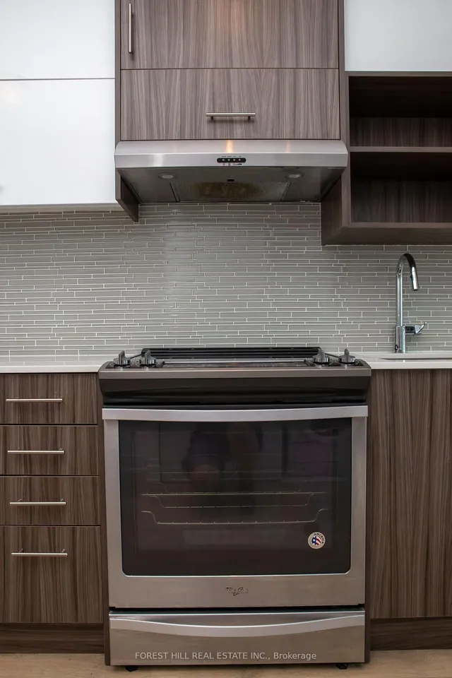 Additional image 4 of 128 Fairview Mall Dr Unit 1407