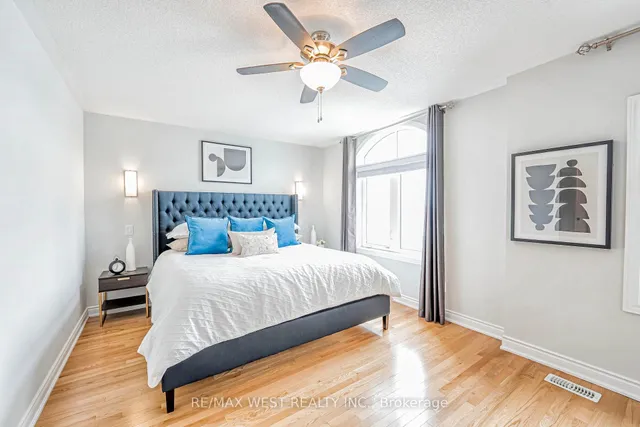 Additional image 26 of 39 Ypres Rd