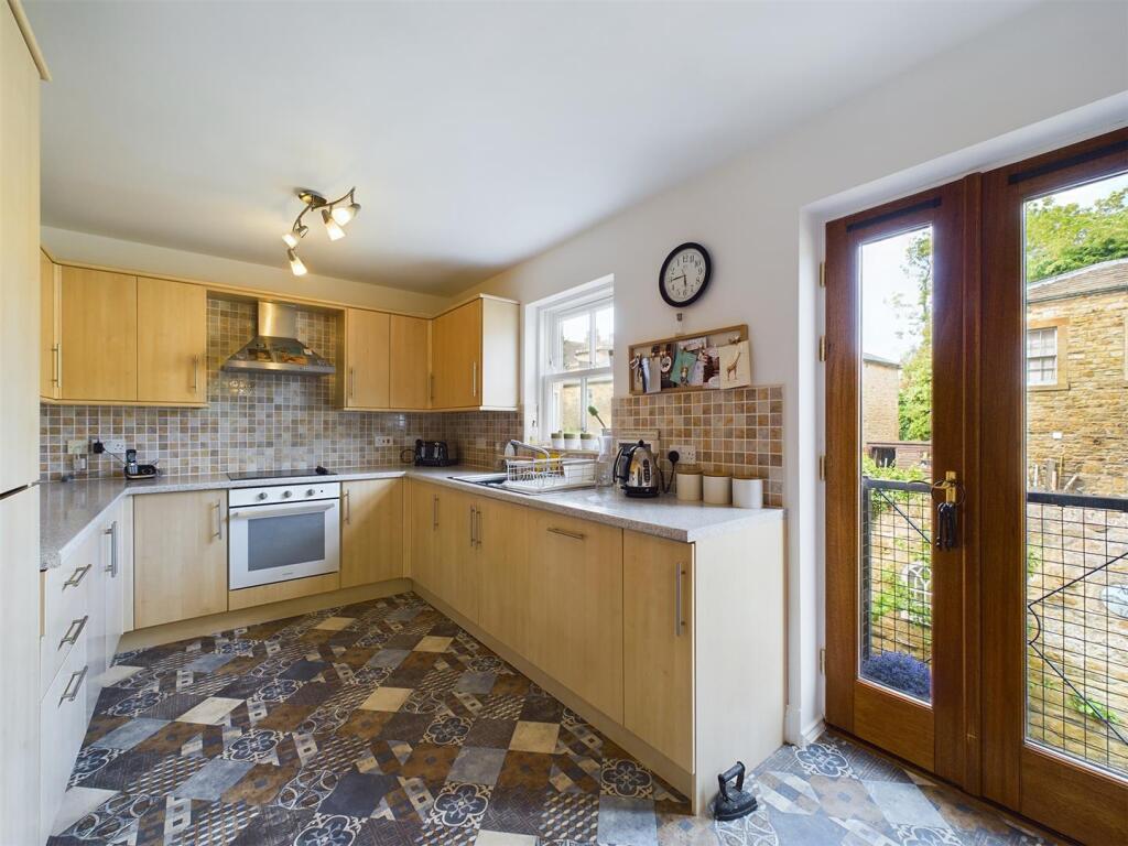 Additional image 3 of 27 Thorngate Place, Barnard Castle