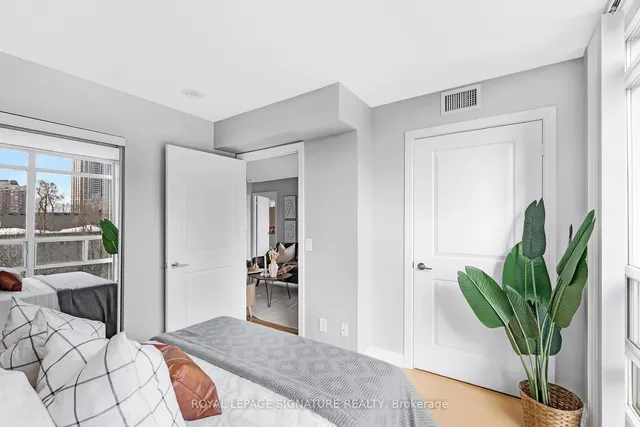 Additional image 19 of 31 Bales Ave Unit 501