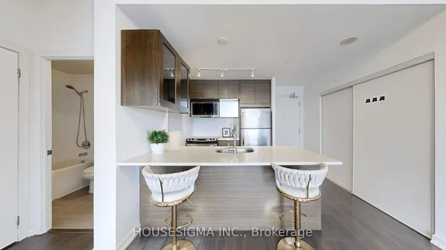 Additional image 7 of 62 Forest Manor Rd Unit 206