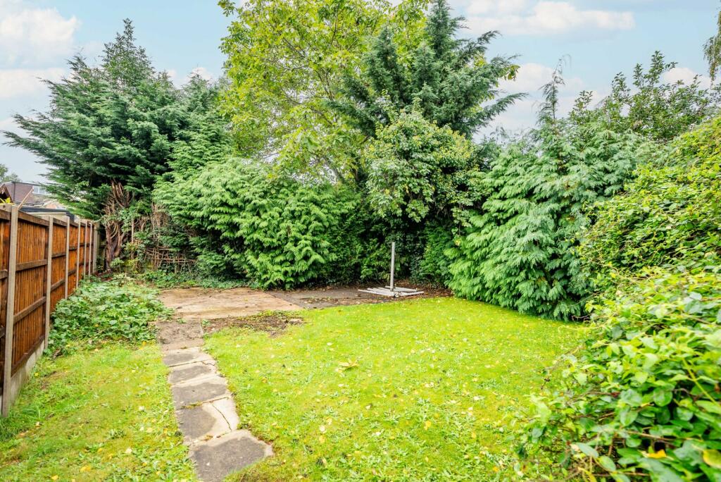 Additional image 13 of Chalkdell Fields, St. Albans, Hertfordshire, AL4