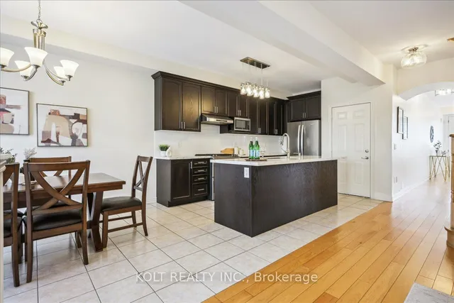 Additional image 20 of 40 Military Cres