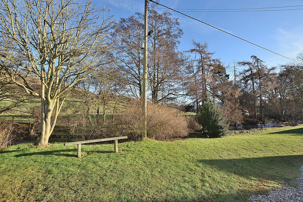 Additional image 8 of Reeth