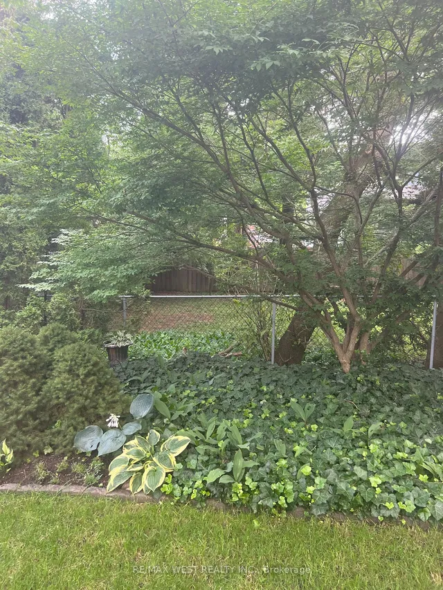 Additional image 20 of 85 Hillcroft Dr