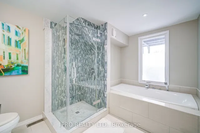 Additional image 20 of 683 Manning Ave