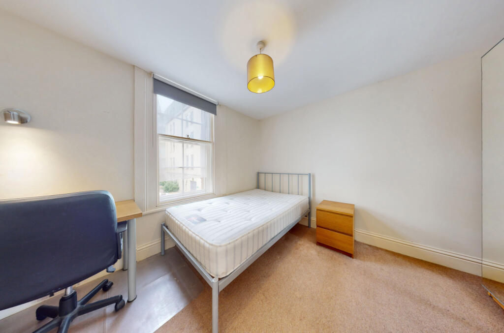 Additional image 8 of Charlton Buildings