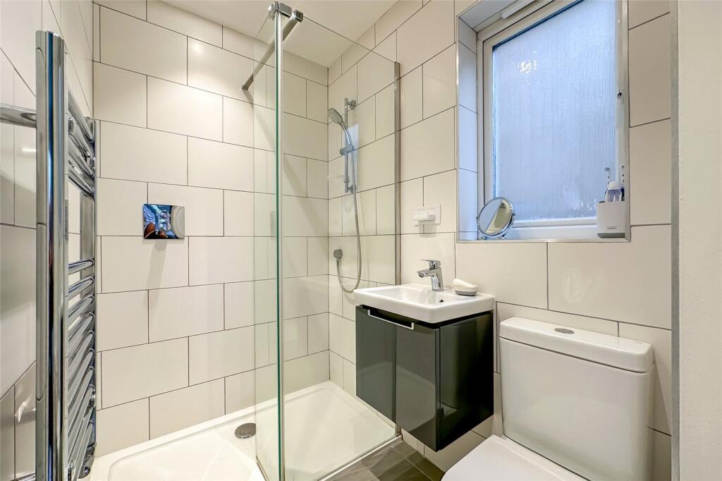 Additional image 10 of Wynches Farm Drive, St. Albans, Hertfordshire, AL4