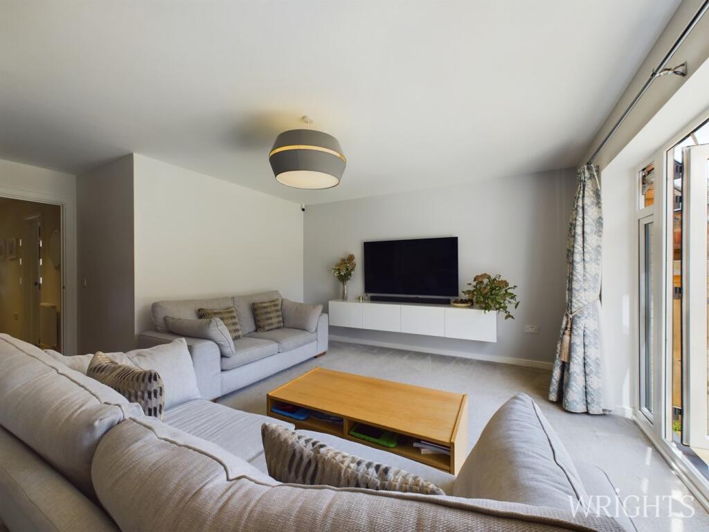 Additional image 20 of Queens Avenue, Welwyn Garden City, AL7