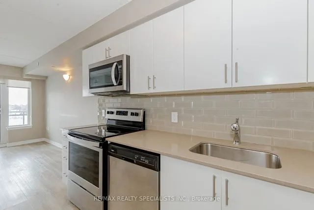 Additional image 19 of 716 Main St Unit 711