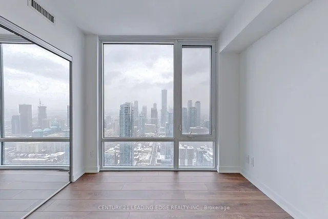 Additional image 11 of 501 Yonge St Unit 5102