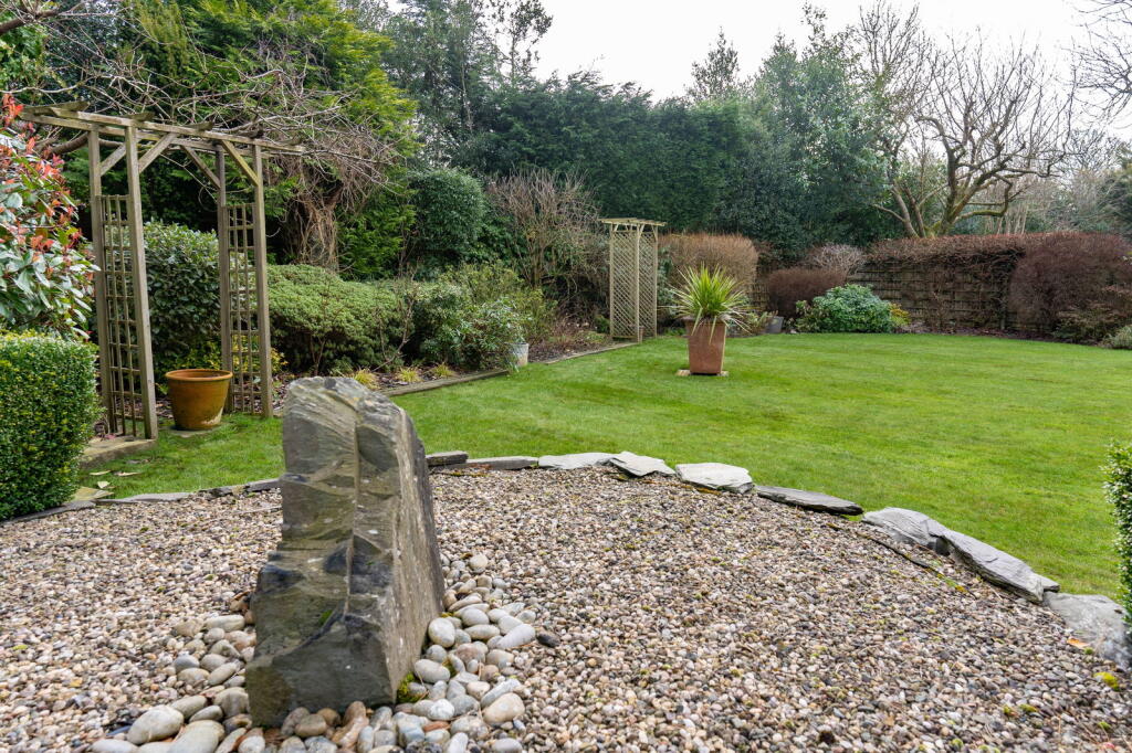 Additional image 23 of Merriemont Drive, Barnt Green, B45 8QZ