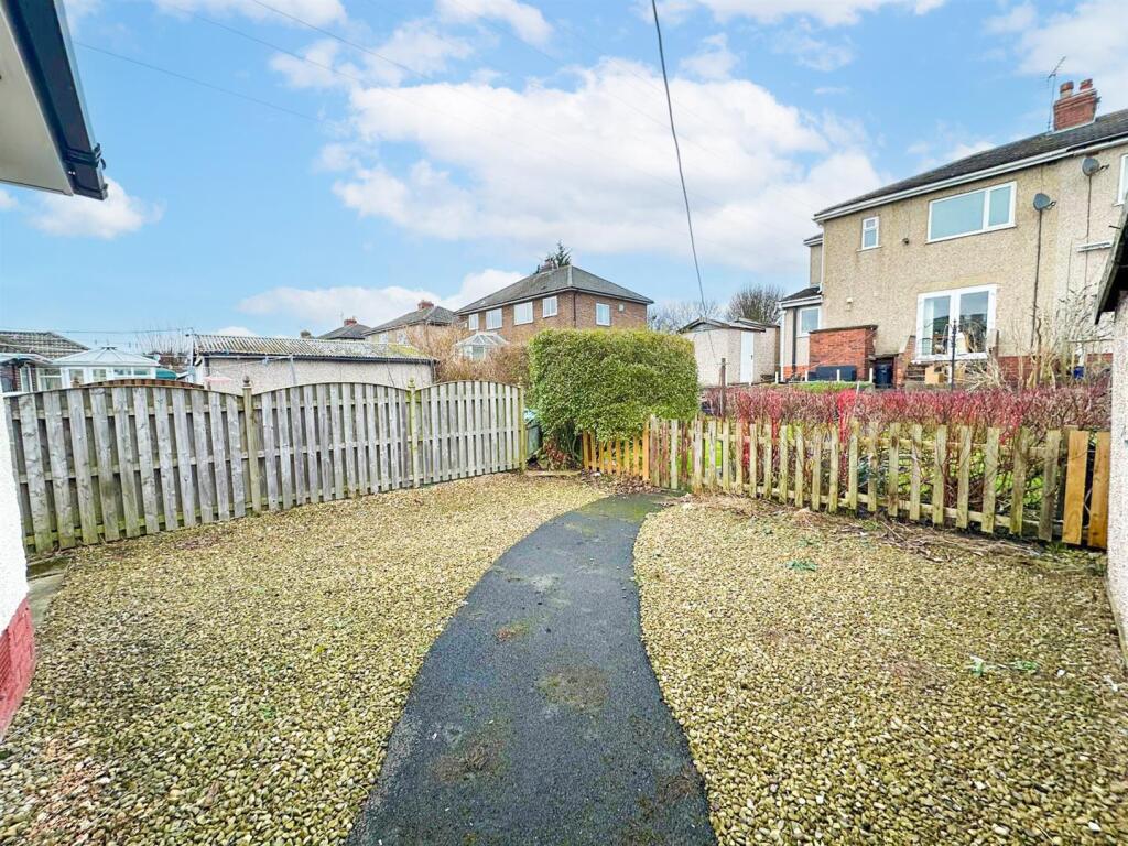 Additional image 12 of Kings Drive, Bradford