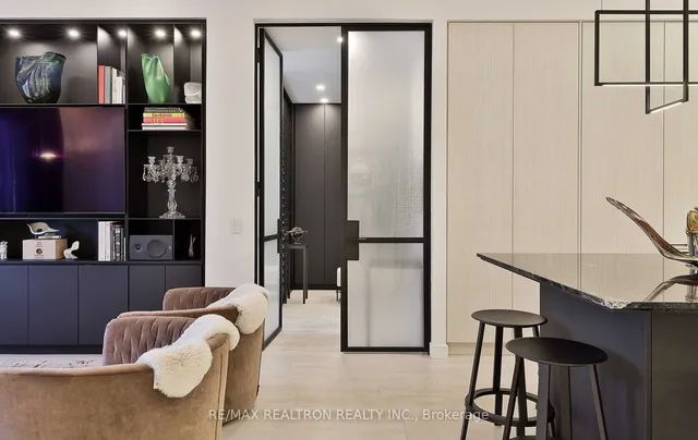 Additional image 15 of 505 Richmond St Unit 419