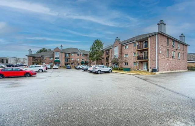 Additional image 3 of 3085 Kingsway Dr Unit 44