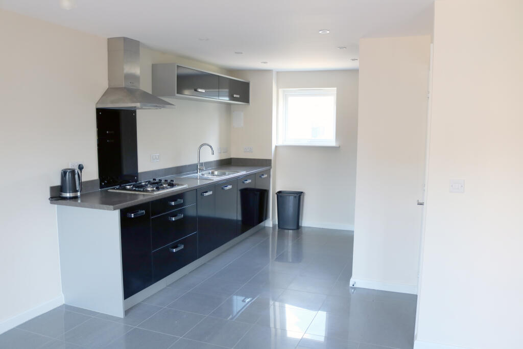 Additional image 5 of Wood Street, Patchway, Bristol, Gloucestershire