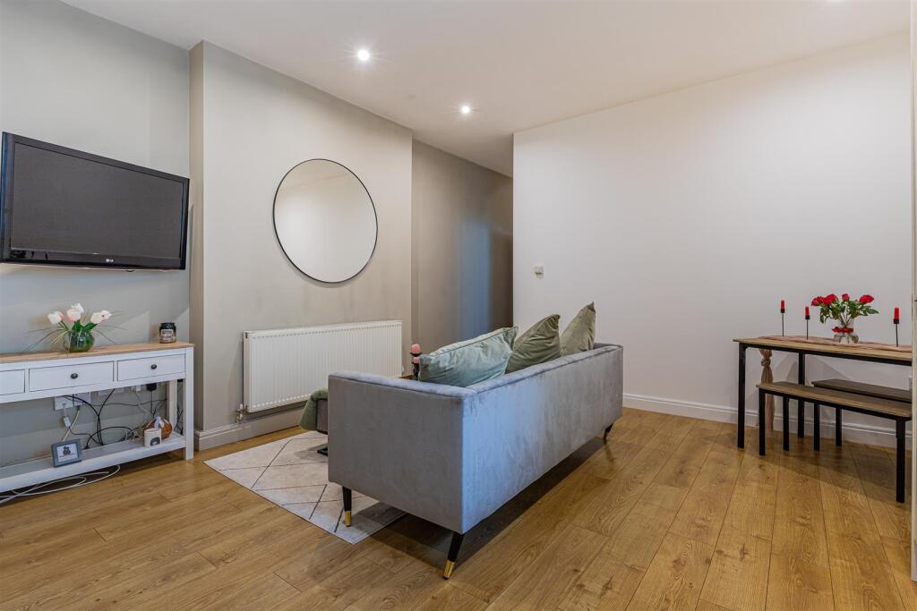 Additional image 8 of Newport Road, Roath,Cardiff