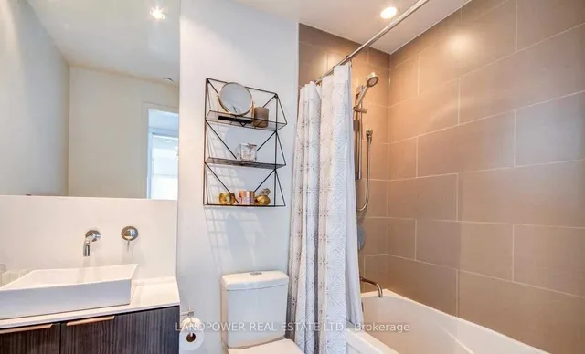 Additional image 18 of 159 Dundas St Unit 4005