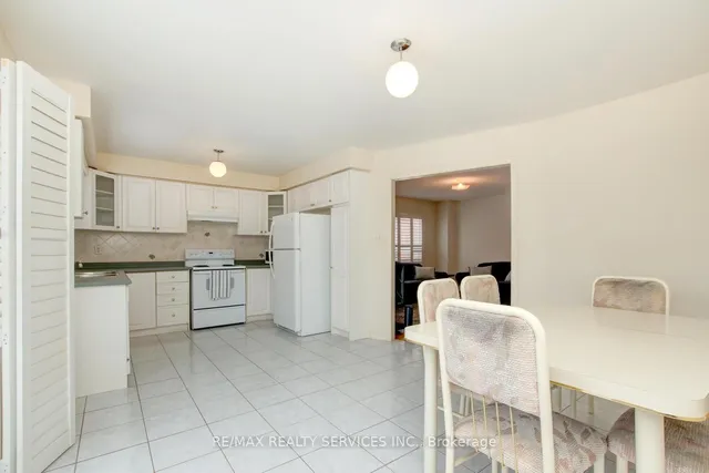 Additional image 10 of 83 Starhill Cres