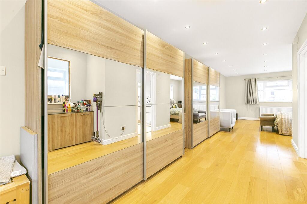 Additional image 15 of Pine Grove, Brookmans Park, Hertfordshire, AL9