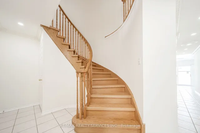 Additional image 22 of 60 Dwellers Rd