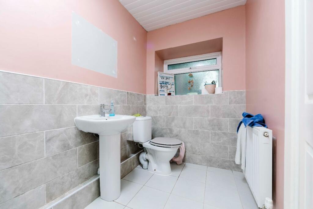 Additional image 13 of Brynheulog, High Street, Trelewis, Treharris