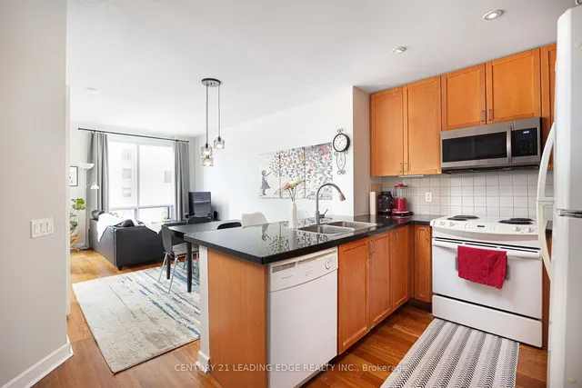 Additional image 2 of 85 Bloor St Unit 1413