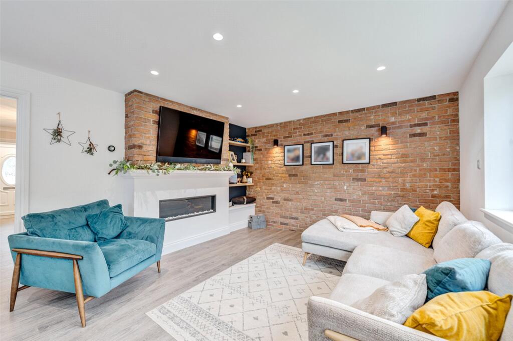 Additional image 2 of Vale Avenue, Findon Valley, Worthing, West Sussex, BN14