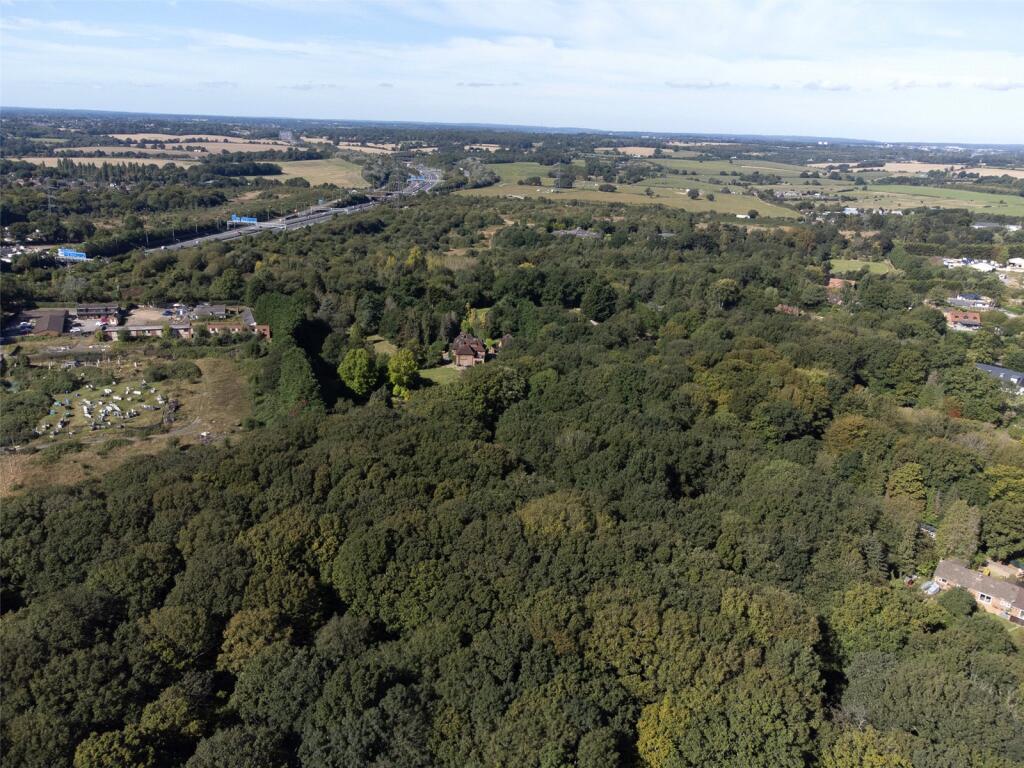 Additional image 31 of Park Street Lane, Park Street, St. Albans, Hertfordshire, AL2