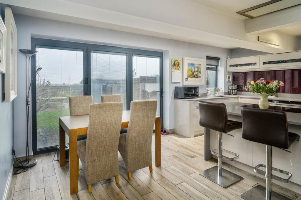 Additional image 10 of Moorside Crescent, Drighlington