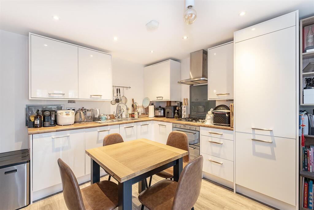 Additional image 2 of Millstone Way, Harpenden