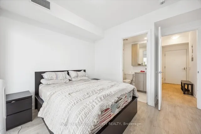 Additional image 18 of 70 Annie Craig Dr Unit 1407