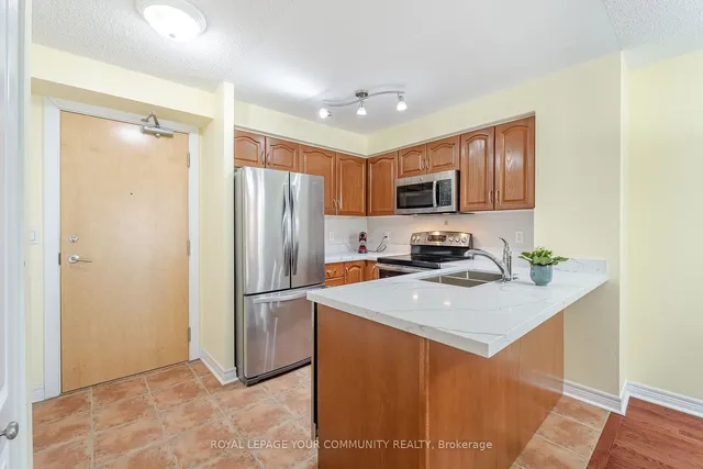 Additional image 34 of 212 Eglinton Ave Unit 506