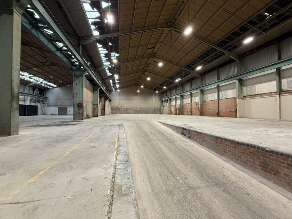 Additional image 19 of Unit 2,Wellington Street, Aberdare, South Glamorgan, Rhondda Cynon Taff, CF44