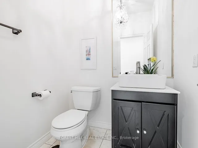 Additional image 13 of 121 Nipigon Ave