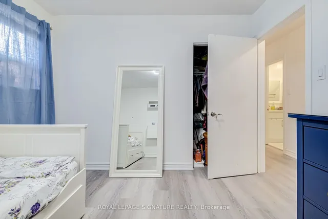 Additional image 20 of 40 Arleta Ave