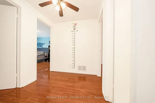 Additional image 18 of 95 Carleton Pl