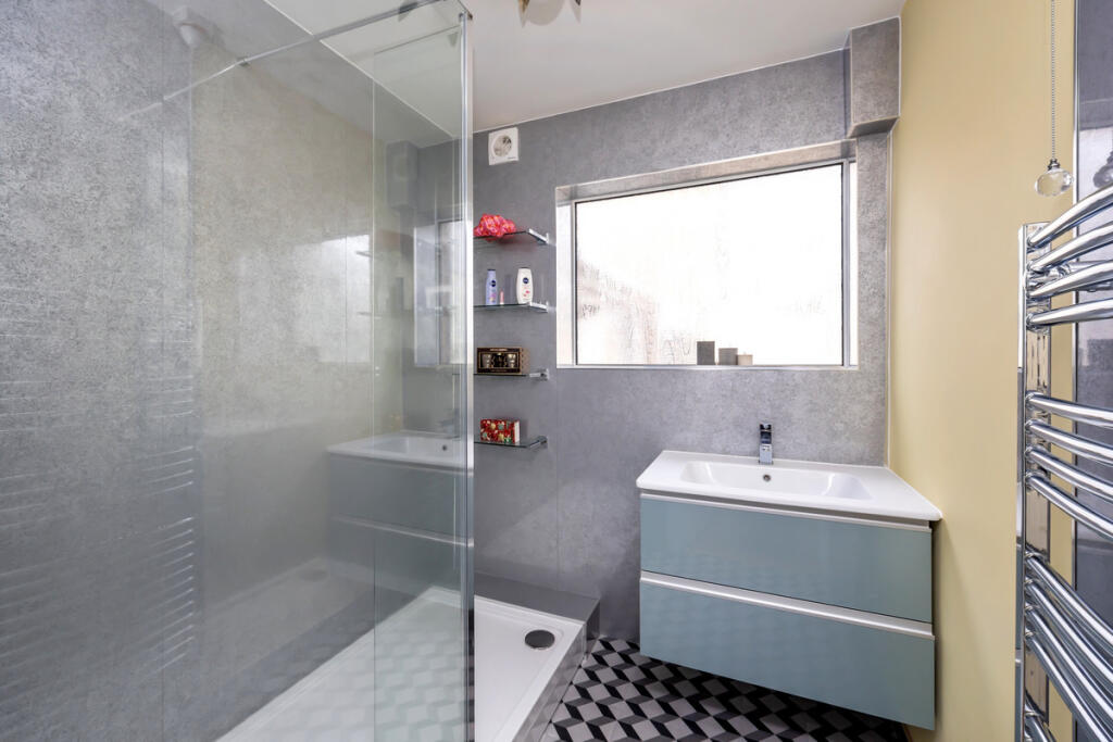 Additional image 7 of Central Avenue, Worthing, BN14