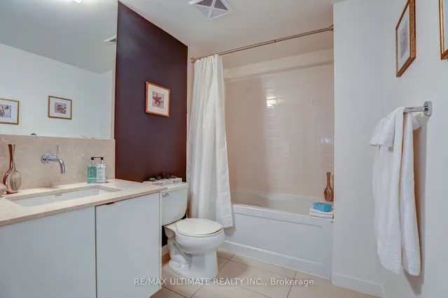 Additional image 17 of 59 East Liberty St Unit 707