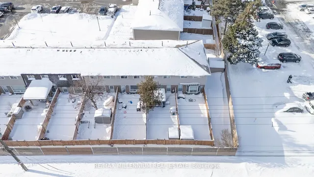 Additional image 39 of 52 Village Crt