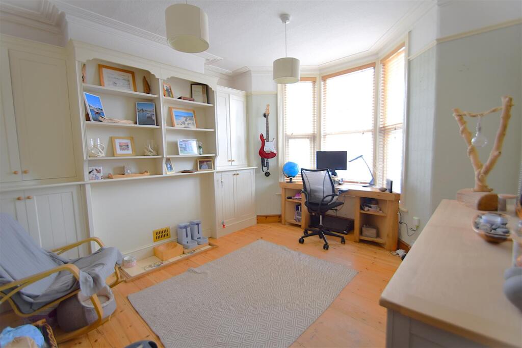 Additional image 13 of Old Barrow Hill, Shirehampton