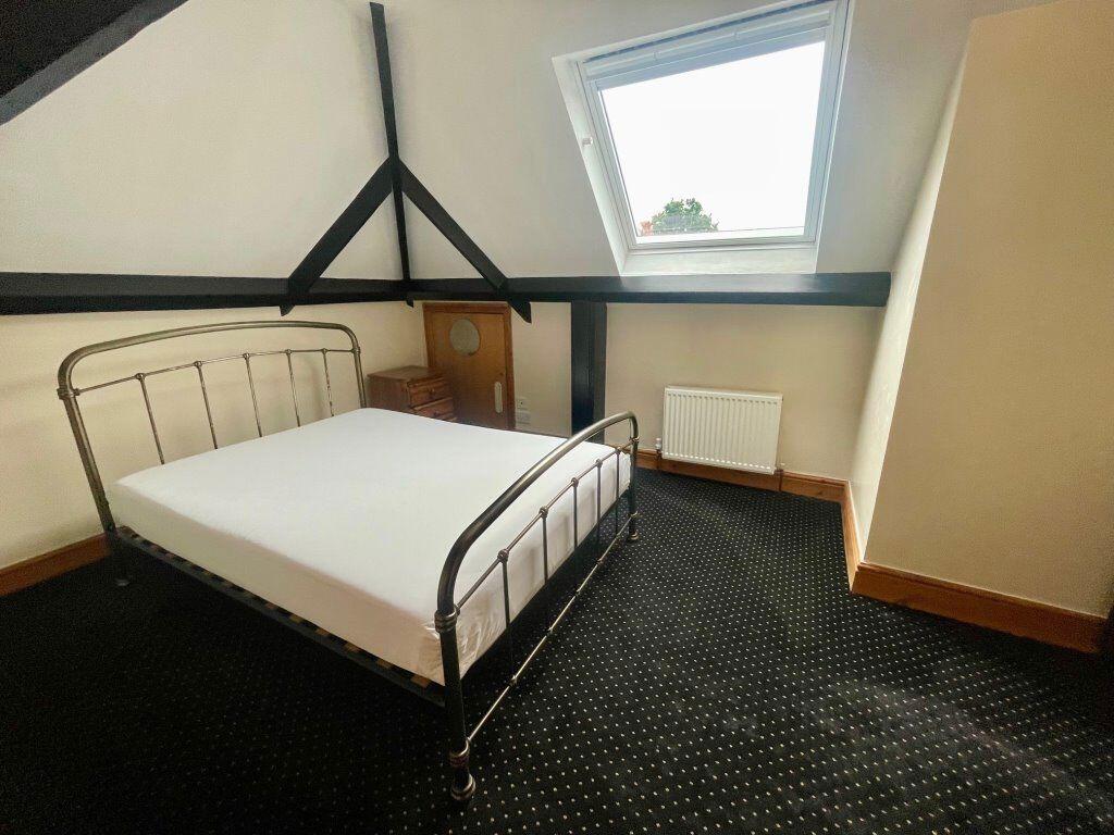 Additional image 4 of THREE DOUBLE BEDROOM STUDENT FLAT, BOURNEMOUTH