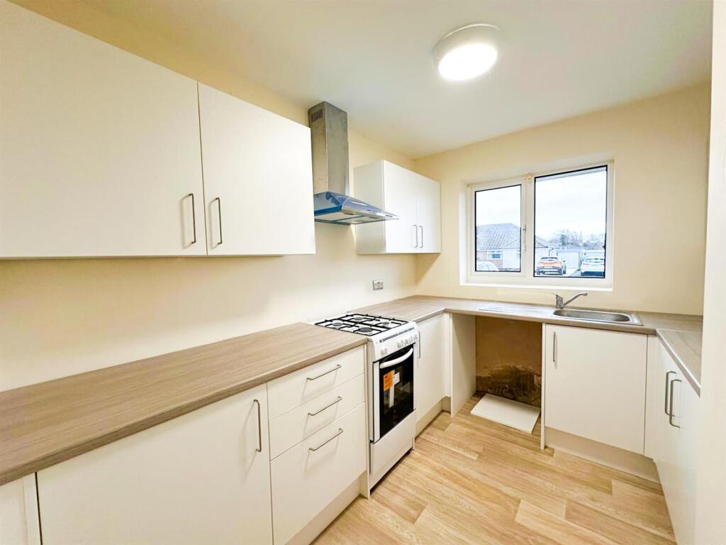 Additional image 9 of Kings Drive, Bradford