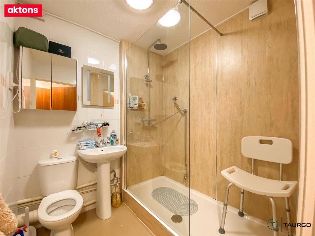 Additional image 7 of Bronrhiw Fach, Caerphilly