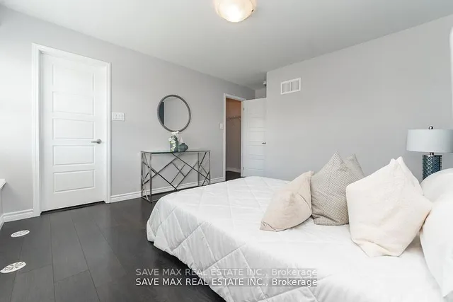 Additional image 22 of 219 Remembrance Rd