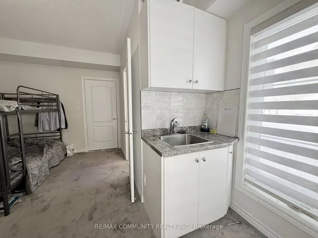 Additional image 20 of 13 Arcola St