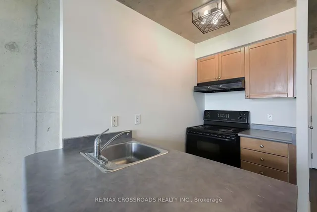 Additional image 12 of 954 King St Unit 526