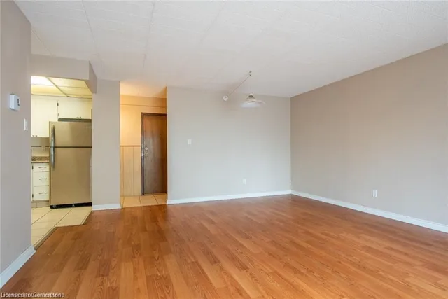 Additional image 17 of 71 Vanier Dr Unit 211